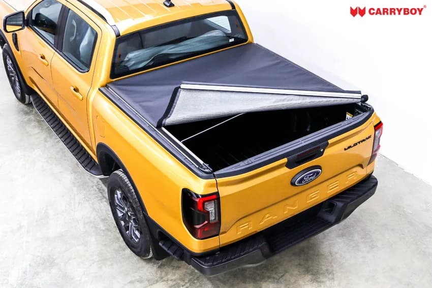 Illustration: CARRYBOY Soft Lid CB-743 tonneau cover