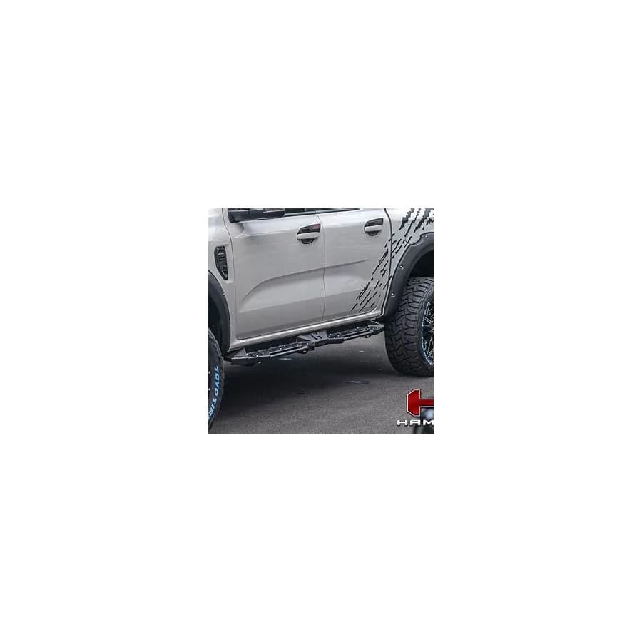 Illustration: HAMER 4x4 CLASSIC SERIES side step and running board