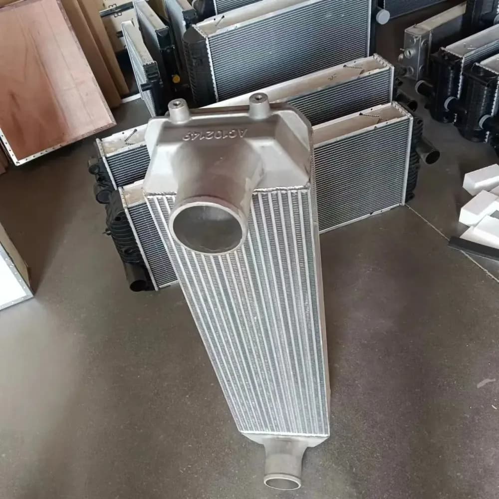 Illustration: Intercooler (excavator)