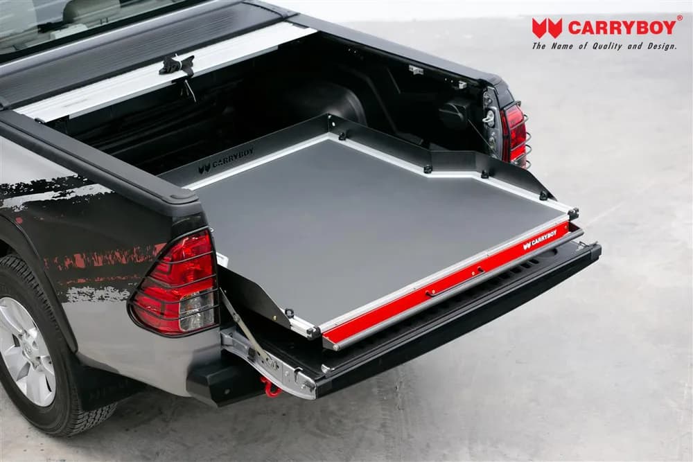 Illustration: SLIDEFLOOR CB-788 Full Bed cargo management system